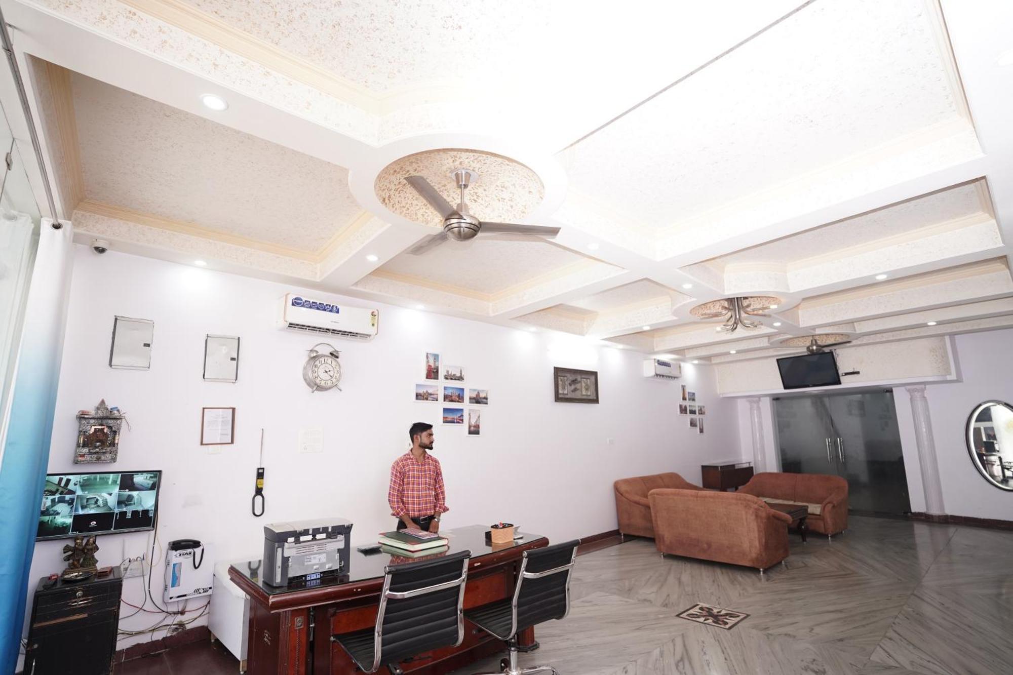 Hotel Lecston @Yashobhoomi Dwarka Sector - 25 Metro Station Dillí Exteriér fotografie