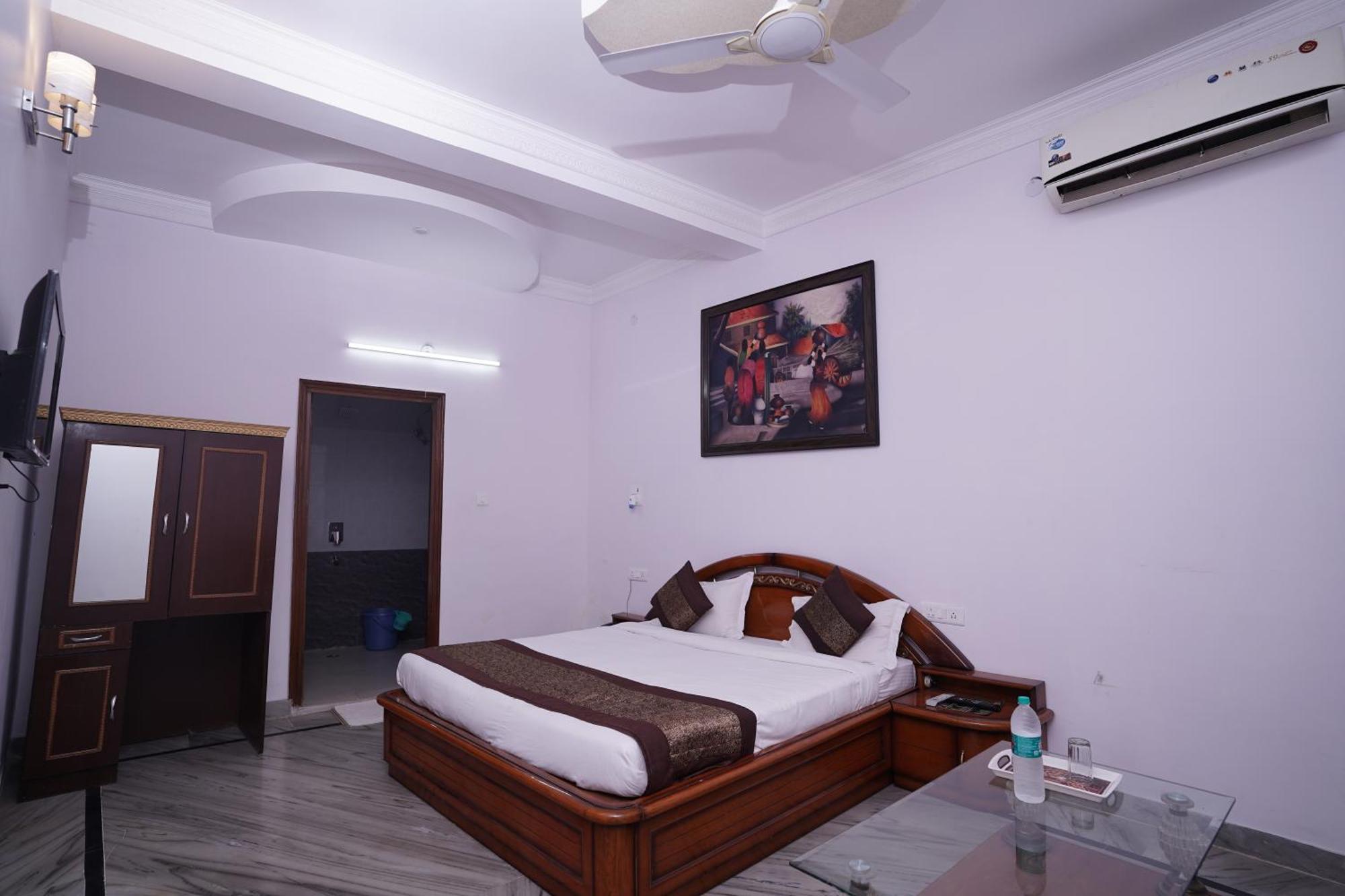Hotel Lecston @Yashobhoomi Dwarka Sector - 25 Metro Station Dillí Exteriér fotografie